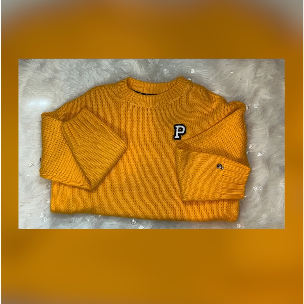 Victoria's Secret/PINK BOYFRIEND SWEATER